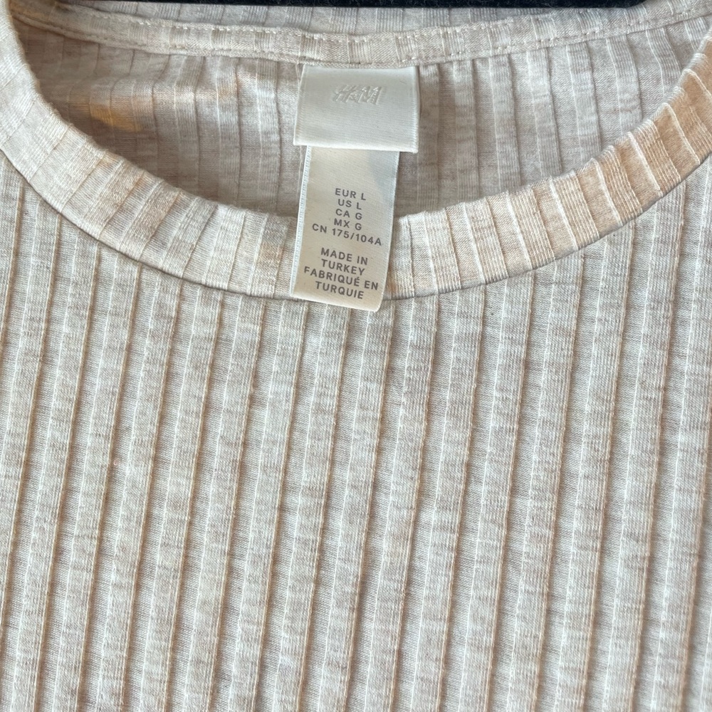 Cropped H&M Top - Picture 3 of 3